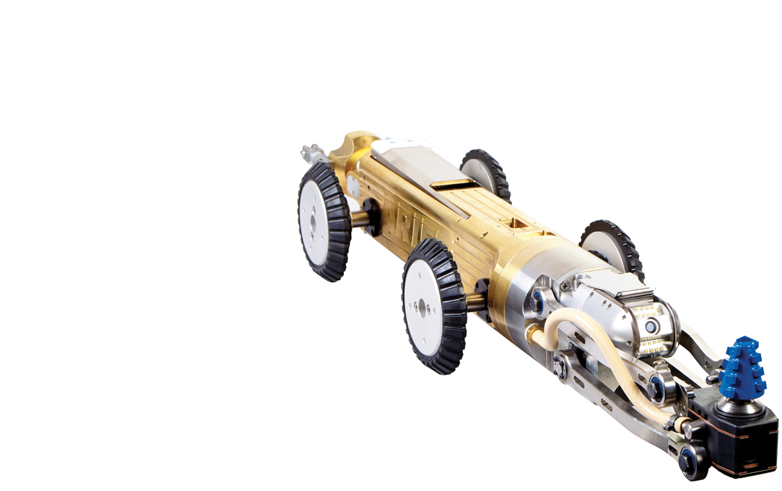 インフラを支援。